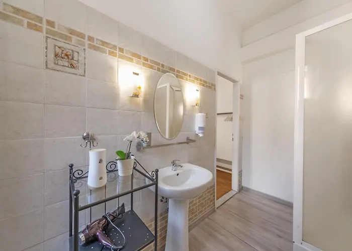 San Pietro Holidays Rom